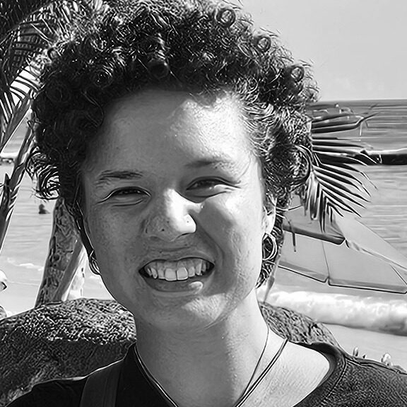 Gabriella Batel, author